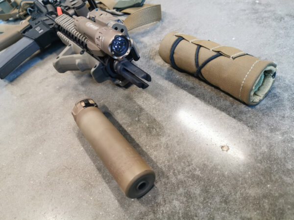 CQBR Block II (Colt LE6920 SOCOM) Clone Rifle - Image 5