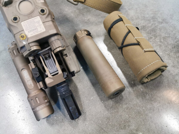CQBR Block II (Colt LE6920 SOCOM) Clone Rifle - Image 4